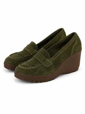 Steve Madden Olive Green Suede Fringed Wedge Loafer Pumps